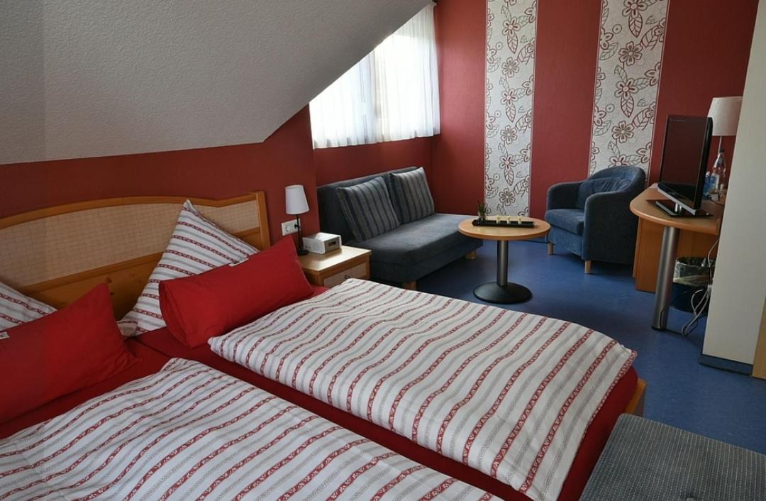 Hotel Ederstrand Frankenberg an der Eder Eksteriør billede